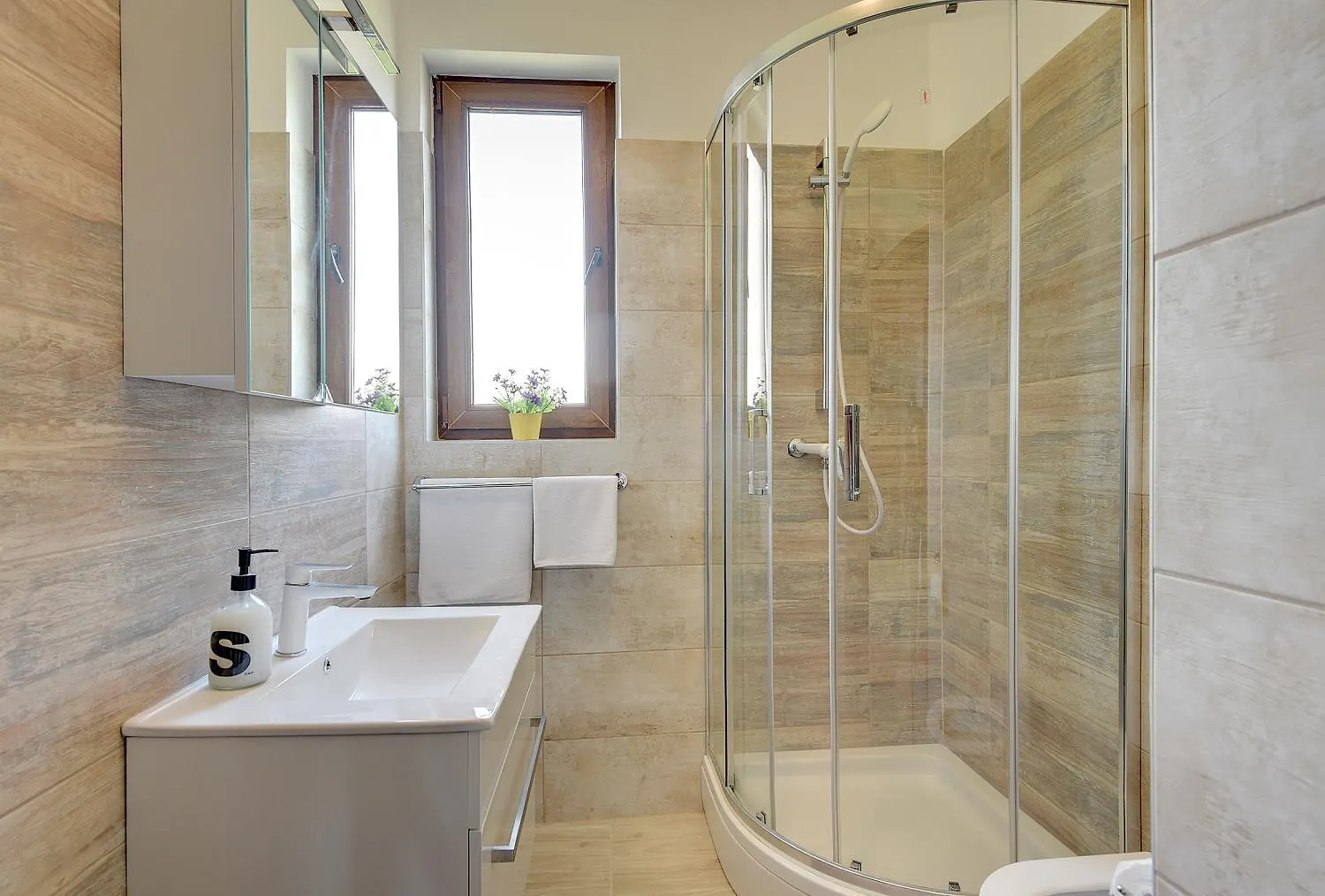 Villa Mateo Krnica 0*,